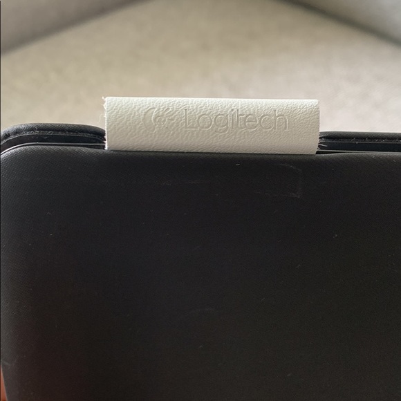 LOGITECH | Bluetooth keyboard iPad Air - with box - Picture 7 of 10